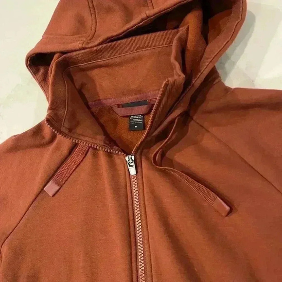 Athleta Women's Triumph Hoodie Medium Color Ancient Mahogany Athleisure Full Zip - Picture 4 of 9